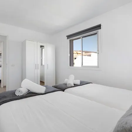 Bonito Apto Cristian Playa By Paramount Holidays * Los Cristianos (Tenerife)